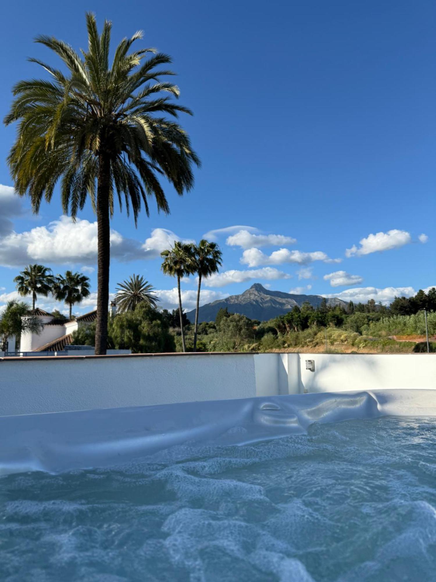 Puerto Banus Jacuzzi Close To Breath And Marbella Arena Luaran gambar